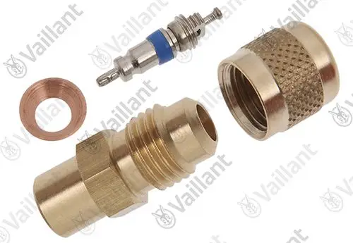 Vaillant Ventil mit verschiedenen Komponenten: eine Kupferdichtung, ein Schrader-Ventil und mehrere Messingteile mit Gewinden und strukturierten Oberflächen.